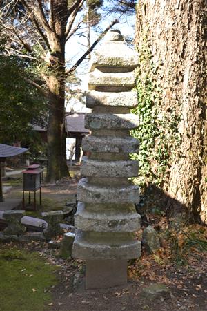 常楽寺の層塔　1